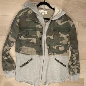 Vintage Havana half sweatshirt/half army denim jacket with zipper and hood!